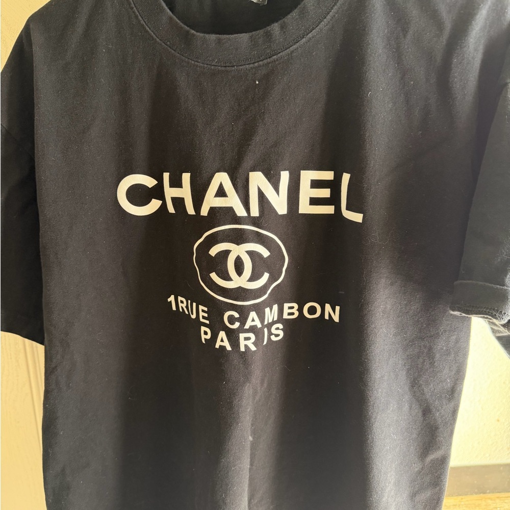 CHANEL Black T-Shirt with White Logo and Paris Print